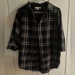 Black and gray plaid shirt